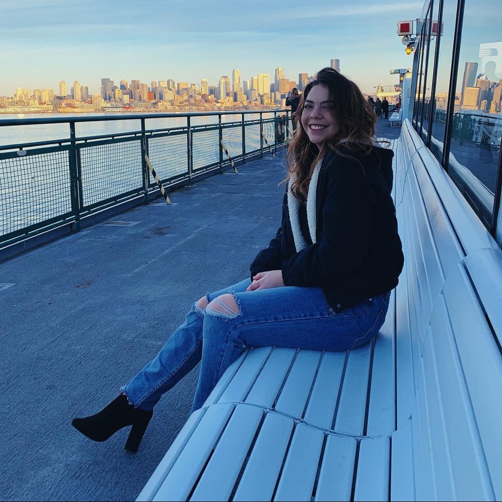 Meet your Posher, Eve